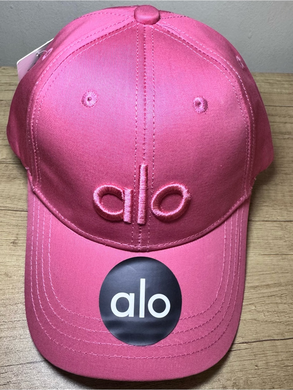 Hot Pink ALO Unisex Adjustable Baseball Cap New With Tags - Picture 2 of 5